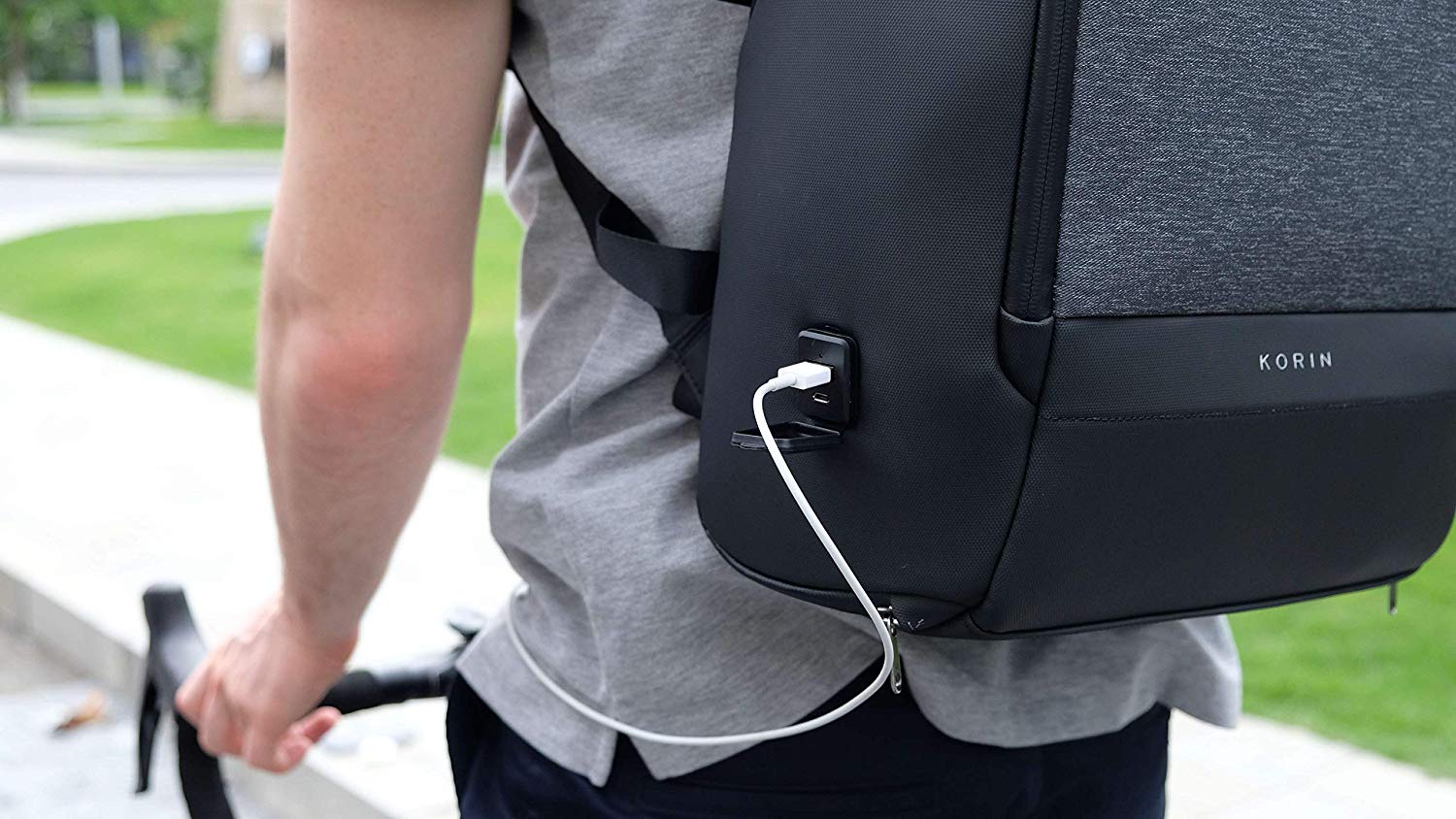 Smartphone-Friendly Anti-Theft Backpack for Traveling Moms - Flex2